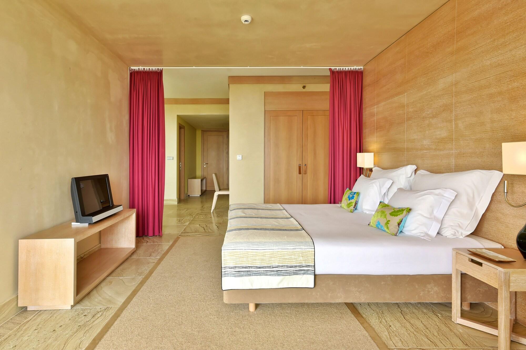 Hotel Pestana Colombos Premium Club Porto Santo Exterior foto